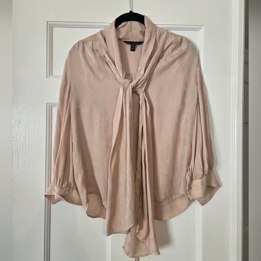 Banana Republic Outlet Women's Cream Blouse